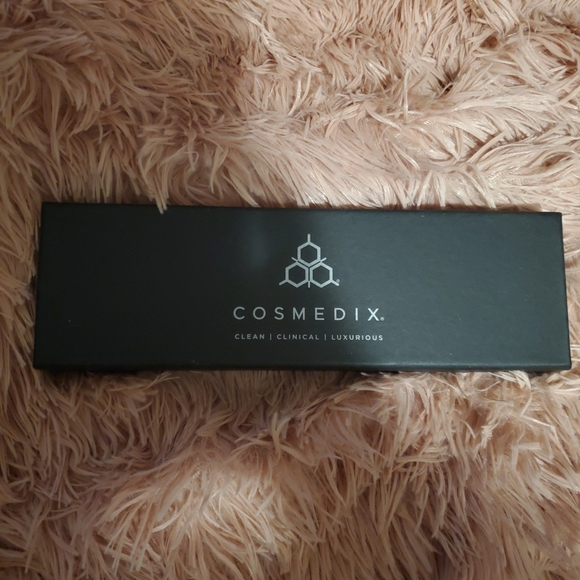 🩷5 for 25$🩵 Cosmedix - Face and Body Roller - Picture 3 of 3